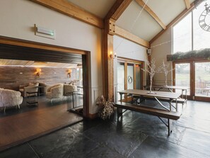 Interior - Willow Apartment (Swansea)