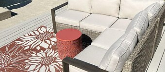 Newly remodeled waterfront lake house with Dock!