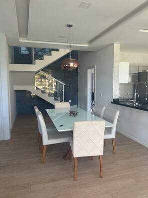 Dining - House in Porto das Dunas (Aquiraz)