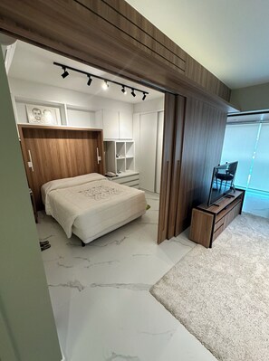 1 bedroom, iron/ironing board, WiFi, bed sheets - Luxury loft with garage and valet parking. (São Paulo)