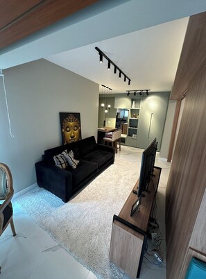 Living area - Luxury loft with garage and valet parking. (São Paulo)