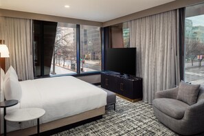 Deluxe Suite, 1 Bedroom - Tempo By Hilton Washington Dc Downtown (Washington)
