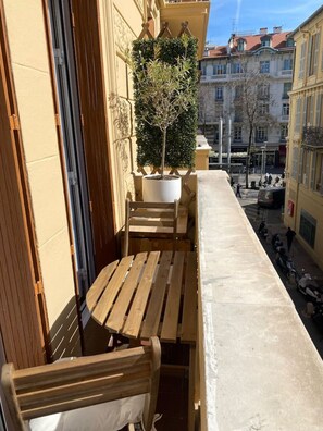 Property grounds - Au Passage Niçois avec balcon (Nice)