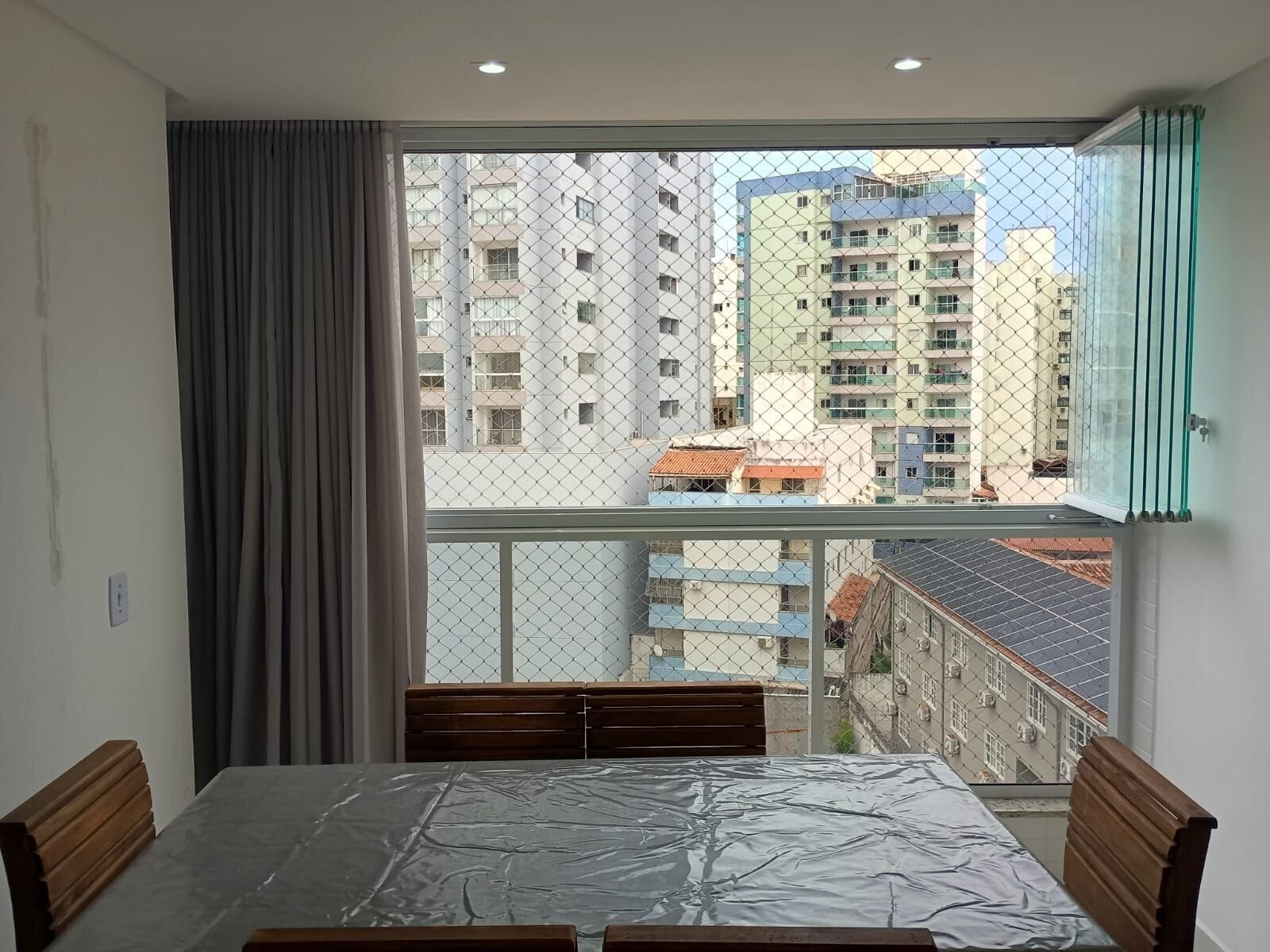 Basic Apartment | Tempat makan