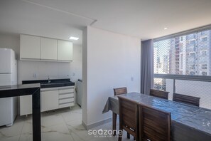 Basic Apartment | Dining - Apartments Just 270 Meters From Praia do Morro, Guarapari - Epus (Guarapari)