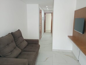 Living area - Apartments Just 270 Meters From Praia do Morro, Guarapari - Epus (Guarapari)