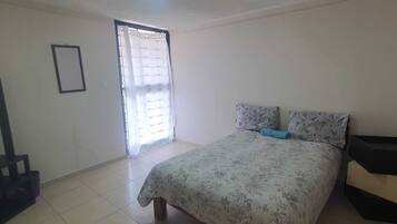 Dobbeltrom – basic, balkong | Spiseområde på rommet