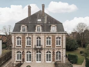 Exterior - Elegant, exceptional apartment in a private mansion! Near Lille! (Mouvaux)