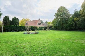 Property grounds - Elegant, exceptional apartment in a private mansion! Near Lille! (Mouvaux)