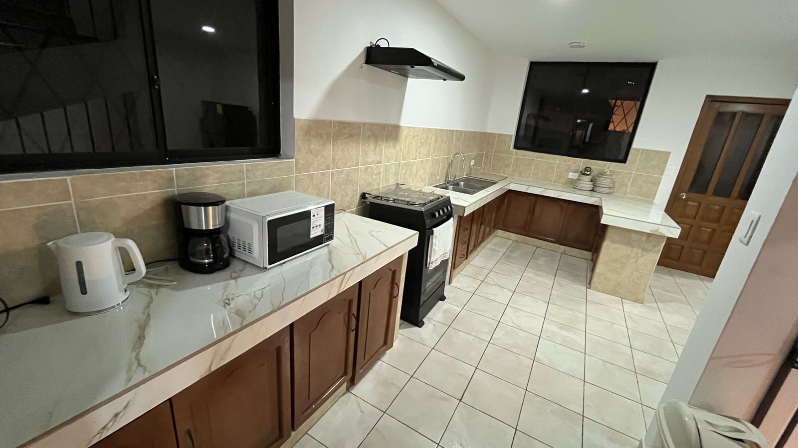 Micro-ondes, plaque de cuisson