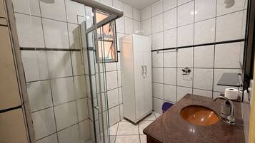 Casa, para fumantes | 3 quartos