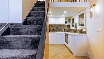 Frigorifero, forno, lavastoviglie, macchina per tè/caffè