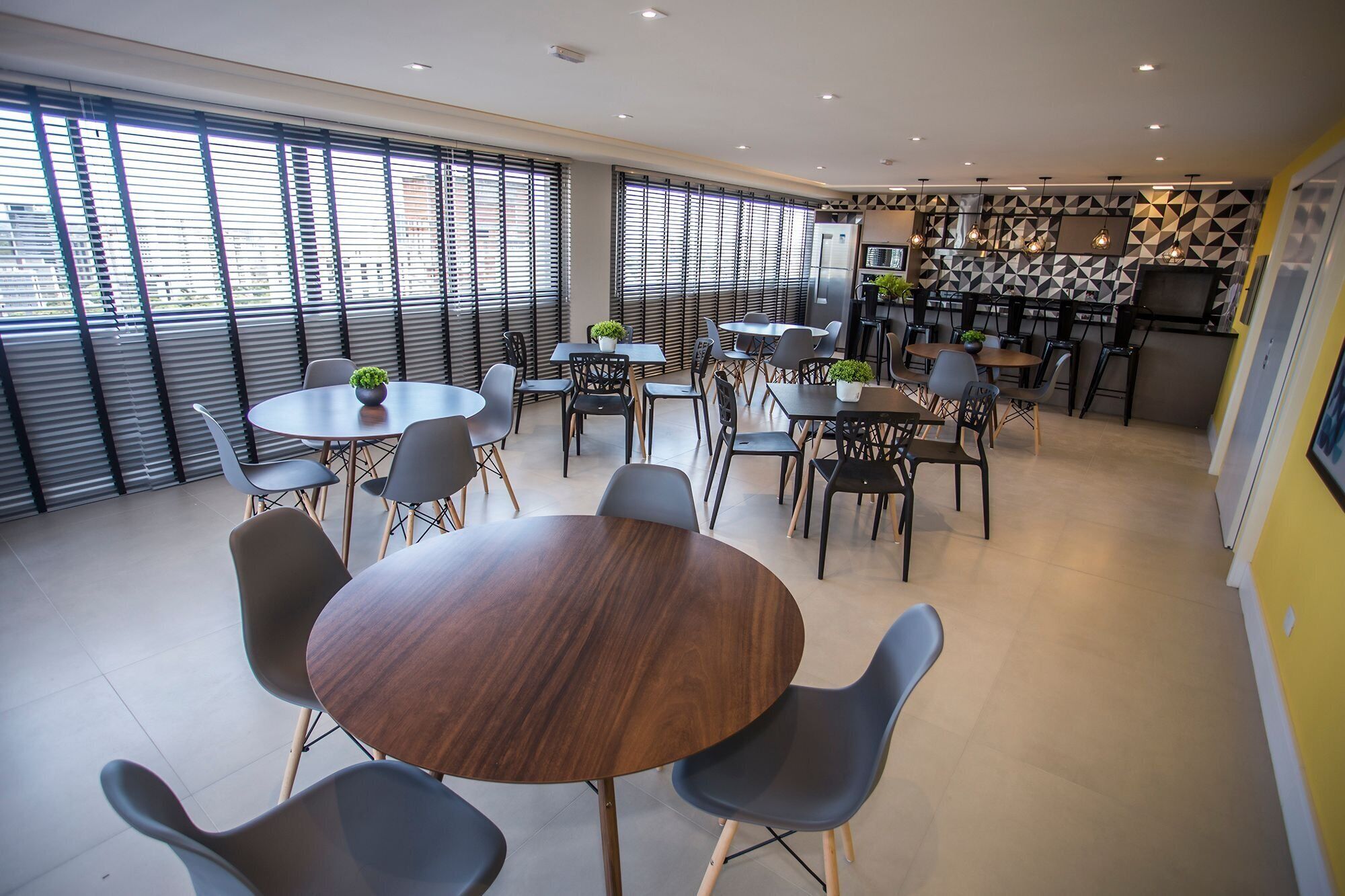 Apartment | Dining