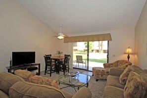 TV - Condo with BBQ|Pool, golf, tennis access + more (Palm Desert)