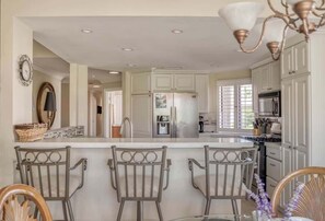 Fridge, microwave, oven, stovetop - Newly Remodelled-Fairway View-Private Patio-V4849 (Palm Desert)
