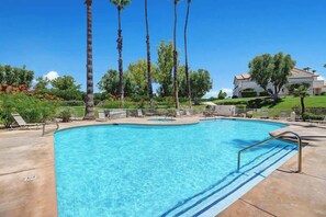 Pool - Desert Falls condo with access to pool|Golf|Tennis (Palm Desert)