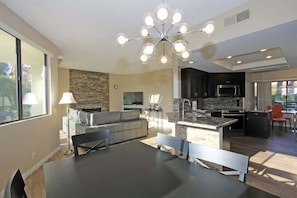 Fireplace - Resort Townhome-Dogs Ok-Great Views-VV818 (Palm Desert)
