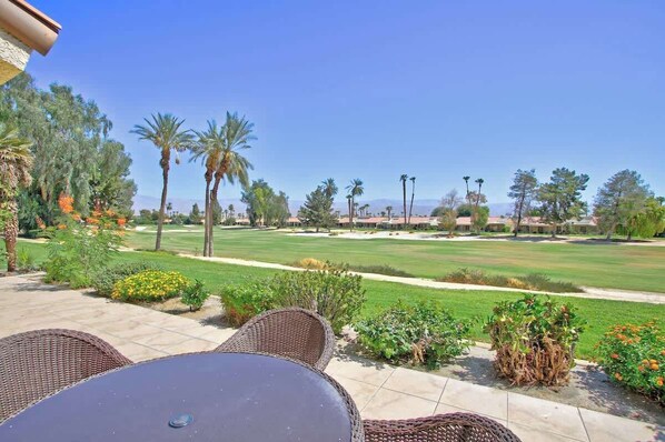 Outdoor dining - Condo on Fairway with Pool, Tennis and Golf Access (Palm Desert)