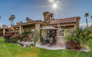 Exterior - Patio-BBQ-4th Green-VB925 (Palm Desert)