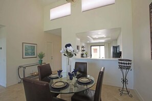 Dining - Elevated Lot-Double Fairway Views-VS862 (Palm Desert)