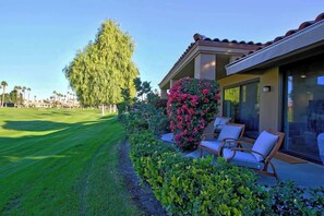 Property grounds - Patio-BBQ-Fairway and Moutain Views (Palm Desert)