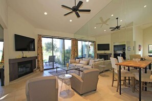 TV, fireplace - Patio-BBQ-Firepit-Close to Pool-V3833 (Palm Desert)