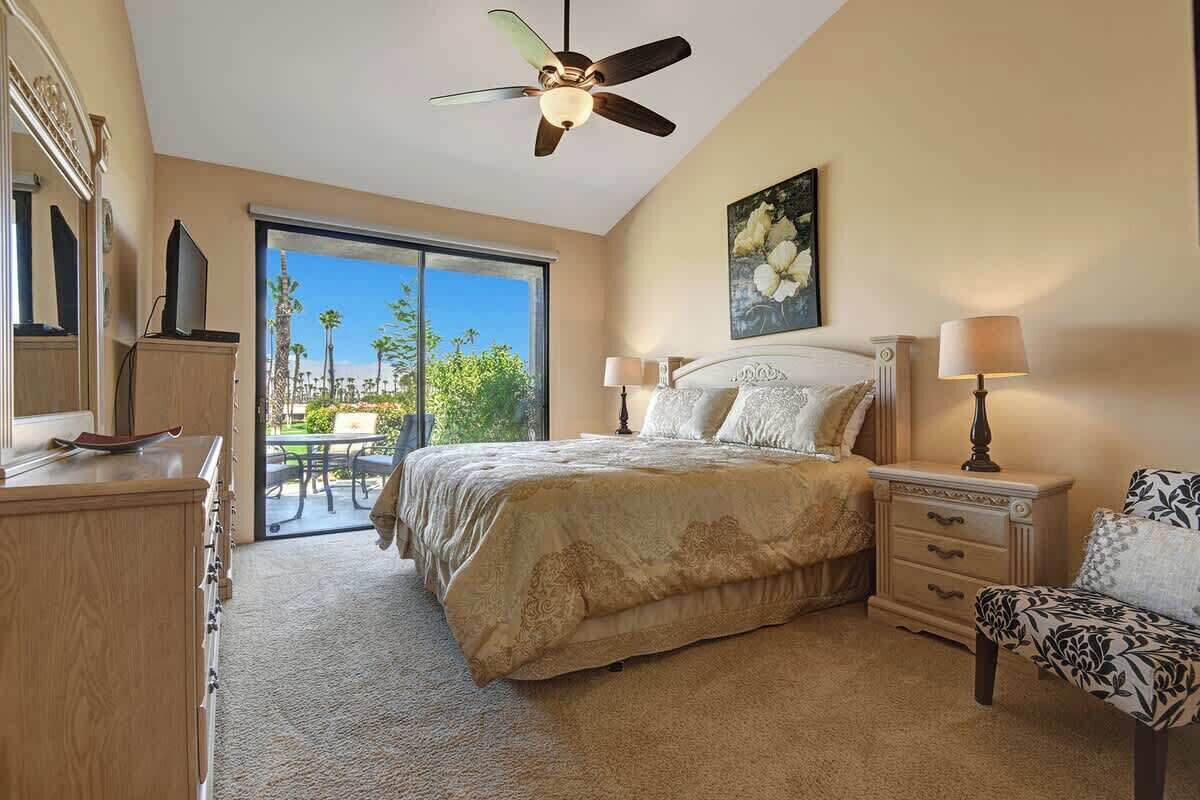 Fer et planche à repasser, Wi-Fi, draps fournis