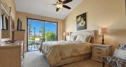 Pet-friendly condo with viewsShared poolSpaGolf