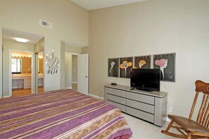 2 habitaciones, tabla de planchar con plancha, internet y ropa de cama 