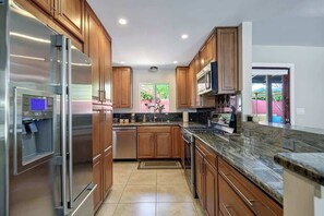 Fridge, microwave, oven, stovetop - Pet-friendly home with private pool, spa and more! (Palm Springs)