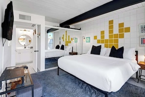 1 chambre, bureau, fer et planche à repasser, Wi-Fi