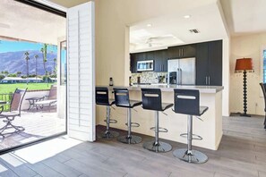 Fridge, oven, stovetop, dishwasher - Rancho Las Palmas Condo with Stunning View (Rancho Mirage)