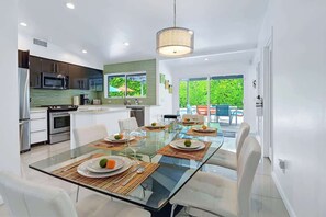 Dining - Stylish Palm Springs Retreat w/ Pool, Spa & Casita (Palm Springs)