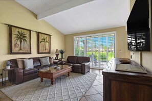 TV, fireplace - Amazing Views|Country Club Amenities (Palm Desert)