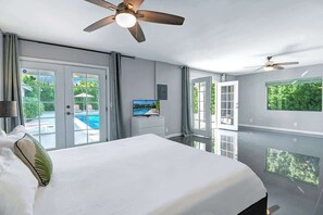 4 slaapkamers, een strijkplank/strijkijzer, internet, beddengoed