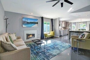 TV, fireplace, offices - Modern Light Filled Home|2 Pools|Spa|Casita (Palm Springs)