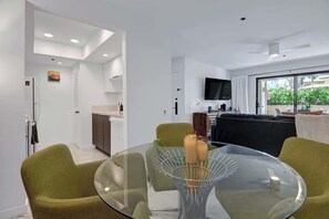 Dining - Pet-friendly downtown condo|Pool, tennis access (Palm Springs)