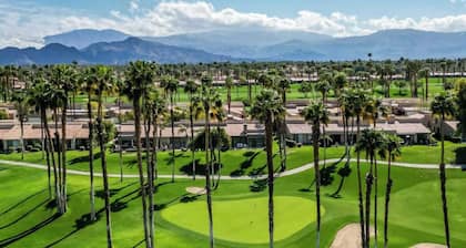 Beautiful Views-Resort Living