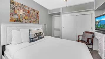 5 bedrooms, bed sheets