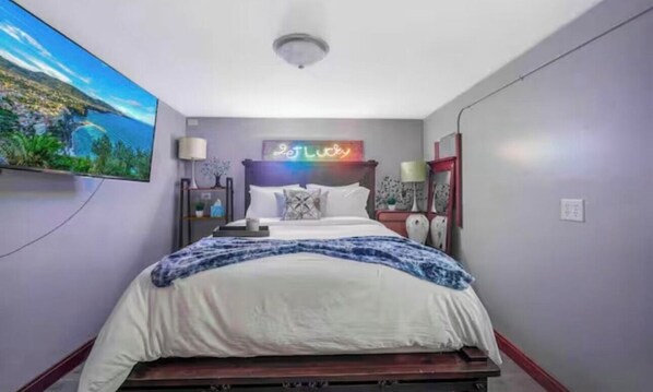 5 bedrooms, bed sheets