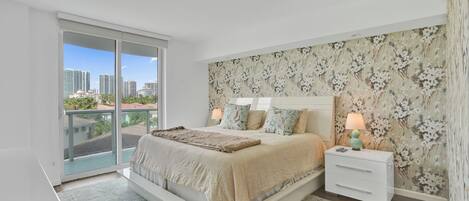 3 chambres, fer et planche à repasser, Wi-Fi gratuit, draps fournis