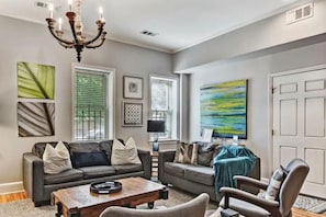 TV, books - Park Place, Unit A - 2BR near Forsyth w/Balcony, Courtyard, Easy Street Parking (Savannah)