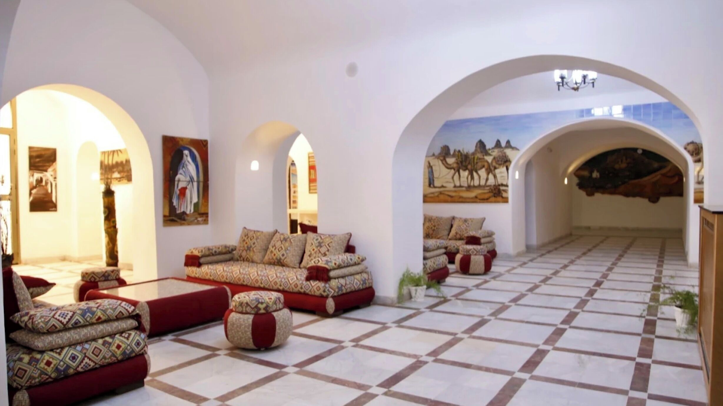 Coin salon dans le hall