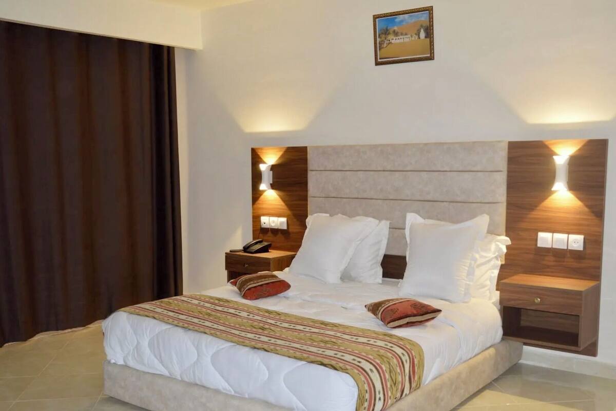 Standard Double or Twin Room | Desk, laptop workspace, blackout drapes, WiFi (free)