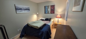 1 habitación, wifi y ropa de cama