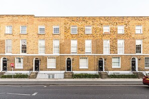 Exterior - Elegant Two Bed Near Shoreditch (London)