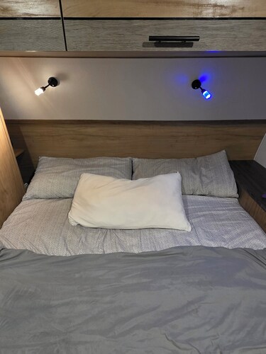 Welcoming 1-bedroom Cozy Camper with AC and heat in Rincon, pet friendly