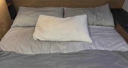 Welcoming 1-bedroom Cozy Camper with AC and heat in Rincon, pet friendly