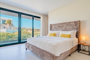 4 Schlafzimmer, Bügeleisen/Bügelbrett, Internetzugang, Bettwäsche