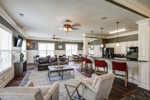 Property amenity - Landing Apartments Greer - Sugar Creek (Greer)